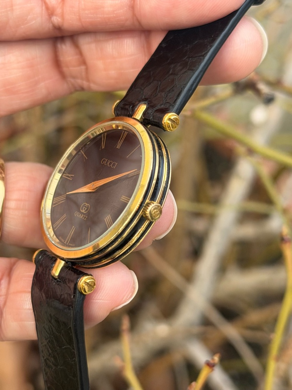 Vintage 1990s Gucci Sherry Line 2000M Unisex Watch - Picture 4 of 9